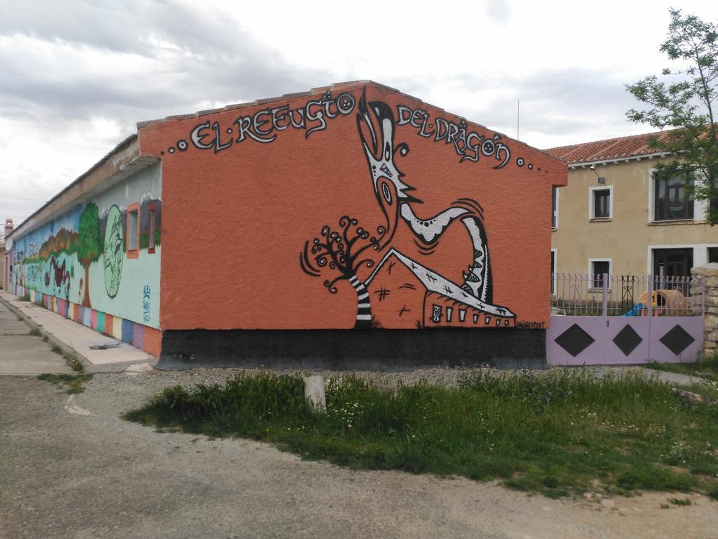 El Refugio Del Dragon Hostel Arcones ภายนอก รูปภาพ